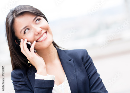 Foto: Business woman on the phone Business woman on the phone