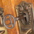 Photo: Antiker Schrank (2) Antiker Schrank (2)