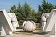 monumento in pietra