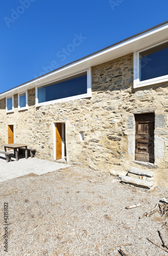 Foto: holiday home in the mountains, outdoor view, stone facade holiday home in the mountains, outdoor view, stone facade