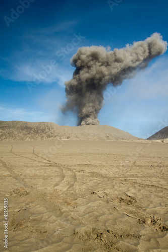 Photo: MOUNTAIN BROMO MOUNTAIN BROMO