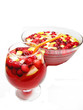 Foto: punch cocktail drink with fruit punch cocktail drink with fruit