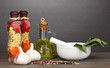 Foto: ingredients and spice on wooden table on grey background ingredients and spice on wooden table on grey background