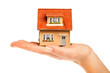 Foto: house in human hands house in human hands