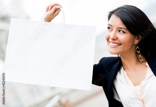 Photo: Woman with shopping bag Woman with shopping bag