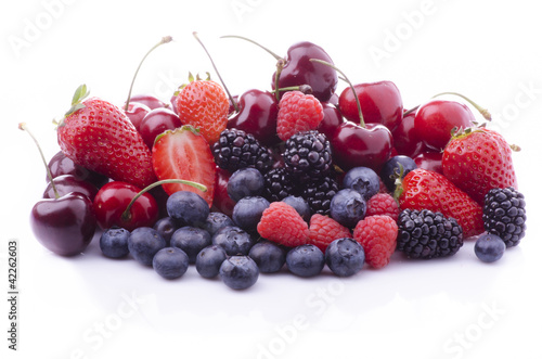 Photo: frutti di bosco con ciliege frutti di bosco con ciliege