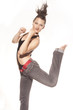 sportliche Frau im Sprung