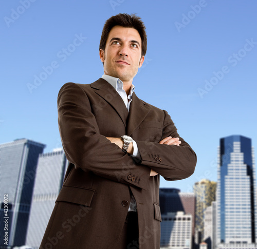 Foto: Handsome businessman portrait Handsome businessman portrait