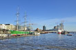 Rickmer Rickmers und Elbphilharmonie im Hamburger Hafen