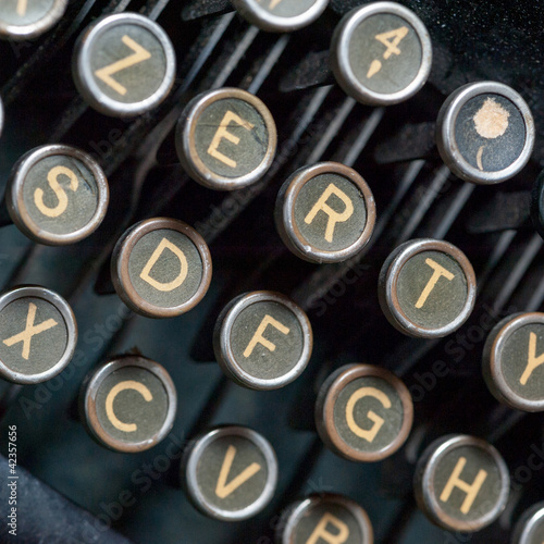 Photo: Vintage Typewriter keys Vintage Typewriter keys