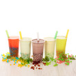 Bubble Tea verschiedene Sorten mit Bobas und Jelly