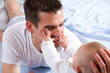 Foto: Liebevoller Papa mit Baby Liebevoller Papa mit Baby