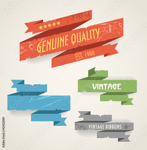 Vector: Colorful polygonal origami vintage banners Colorful polygonal origami vintage banners