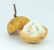 Foto: Santol fruit isolated on white background ,Sandoricum koetjape Santol fruit isolated on white background ,Sandoricum koetjape