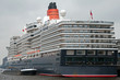 Kreuzfahrtschiff im Hamburger Hafen 2012