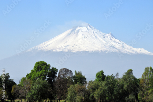 Photo: Popocatepetl volcano mountain Popocatepetl volcano mountain