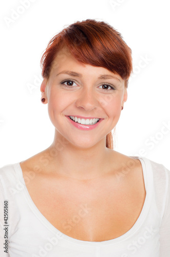Foto: portrait einer fröhlichen jungen frau portrait einer fröhlichen jungen frau