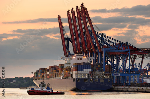 Photo: Container Terminal Container Terminal