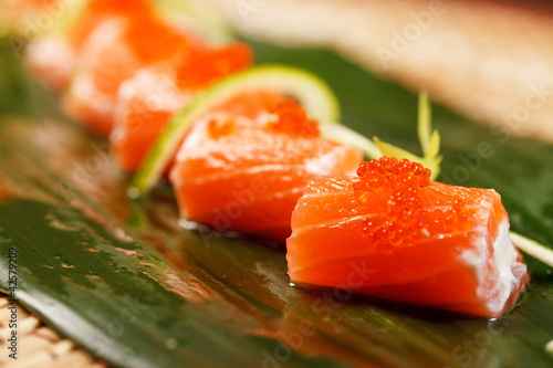 Photo: sushi on the leaf sushi on the leaf