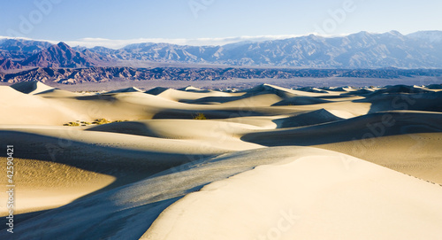 Foto: Stovepipe Wells sand dunes, Death Valley National Park, Californ Stovepipe Wells sand dunes, Death Valley National Park, Californ