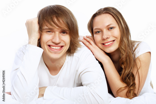 Foto: Young couple at home Young couple at home