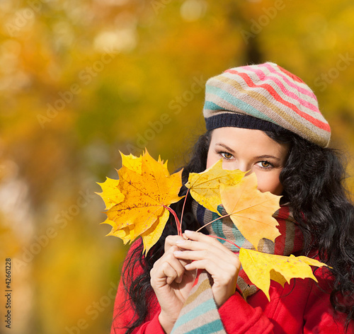 Photo: woman autumn woman autumn