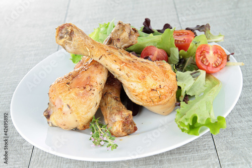 Foto: grilled chicken and vegetable grilled chicken and vegetable