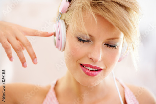 Photo: Feeling the music Feeling the music