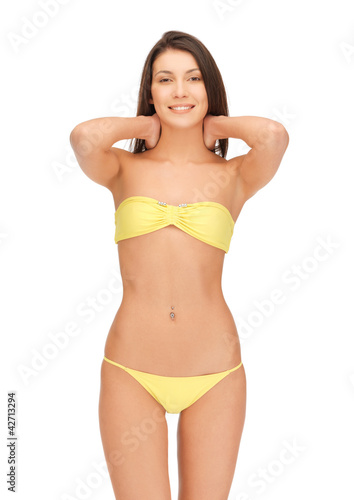 Foto: beautiful woman in bikini beautiful woman in bikini