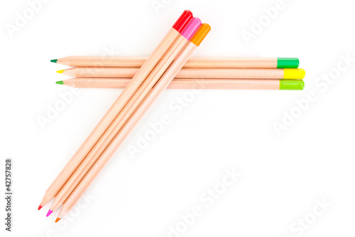 Foto: Color pencils isolated on white Color pencils isolated on white