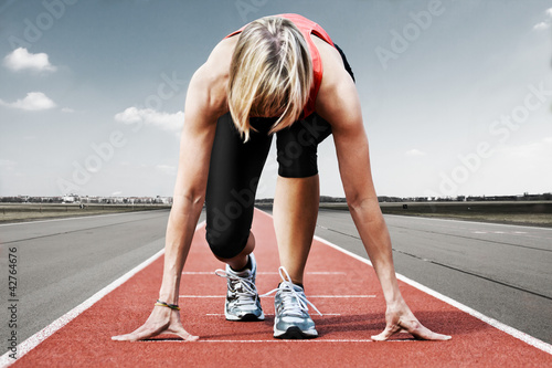 Photo: runner start runway runner start runway