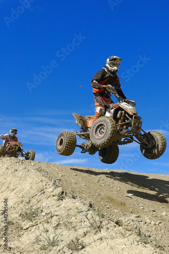 Photo: Quads jumping Quads jumping