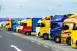 LKWs auf Parkplatz