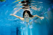 Foto: Kleine Pooltaucherin Kleine Pooltaucherin