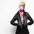Foto: Beautiful woman with art hairstyle. Fashion photo Beautiful woman with art hairstyle. Fashion photo