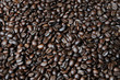 Foto: geröstete Kaffeebohnen Hintergrund geröstete Kaffeebohnen Hintergrund