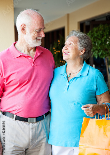 Photo: Senior Shoppers In Love Senior Shoppers In Love