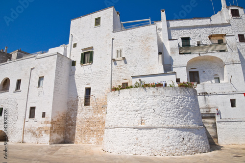 Foto: Fortified walls. Ostuni. Puglia. Italy. Fortified walls. Ostuni. Puglia. Italy.