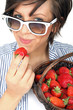 Erdbeeren naschen