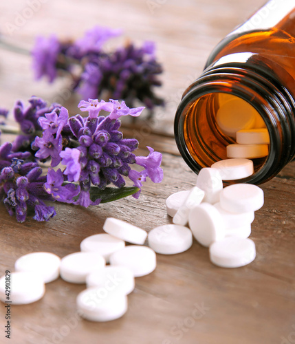 Photo: Schüsslersalze und Lavendel Schüsslersalze und Lavendel