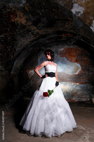 Photo: trash the dress woman trash the dress woman