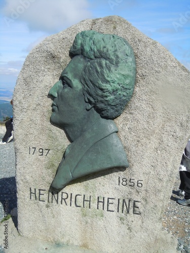 Photo: Heinrich Heine Skulptur auf dem Brocken Heinrich Heine Skulptur auf dem Brocken