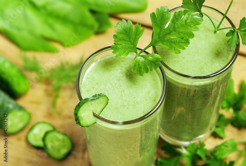 Photo: Healthy drink, vegetable juice, studio shot Healthy drink, vegetable juice, studio shot