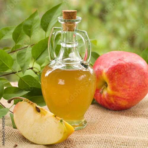 Photo: Apple cider vinegar Apple cider vinegar