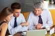 Business-Meeting im Café