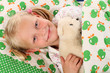 Foto: Mädchen im Bett Mädchen im Bett
