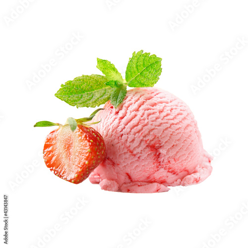 Photo: Fresh strawberry and ice cream ball Fresh strawberry and ice cream ball