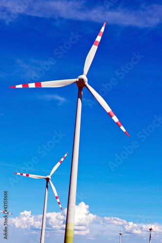 Foto: Windrad eines Wind Kraftwerkes für Strom Windrad eines Wind Kraftwerkes für Strom