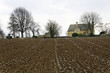 Foto: Plowed field in the Costwold Plowed field in the Costwold