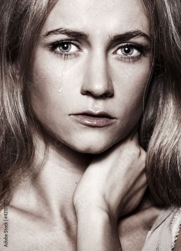 Photo: Crying woman Crying woman